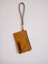 Carica l&#39;immagine nel visualizzatore di Gallery, Borsetta da polso, borsetta con cerniera, borsetta porta trucco, porta documenti, organizer da borsetta

