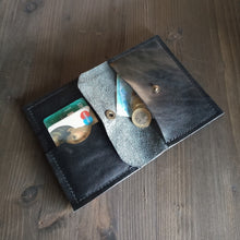 Carica l&#39;immagine nel visualizzatore di Gallery, Leather wallet mens, leather wallet mens bifold, leather wallet mens personalized, slim wallet, bifold wallet, cards holder wallet

